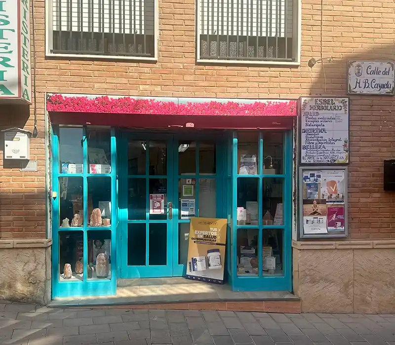Exterior de herbolario D.Puerta.